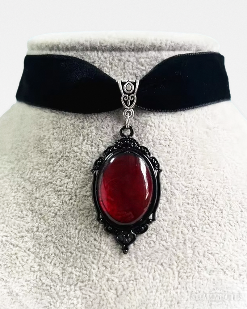 Gothic Velvet Choker