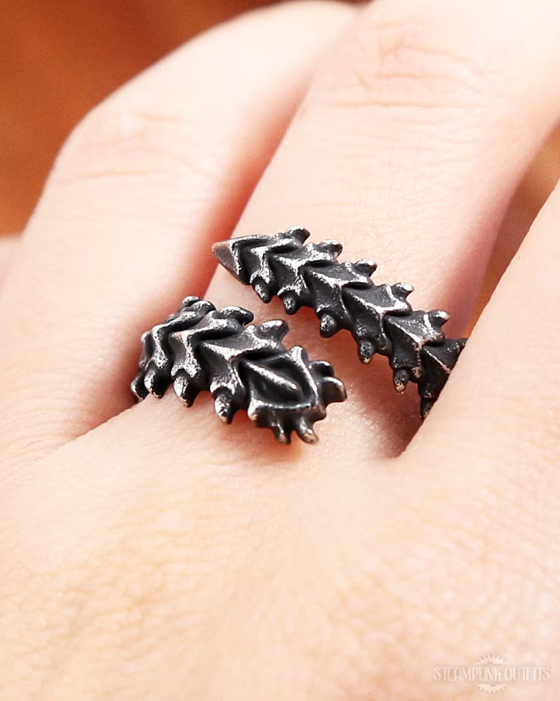 Steampunk Spine Ring