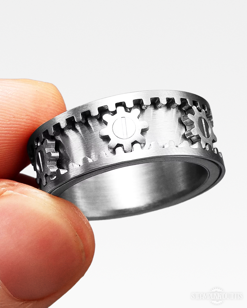 Steampunk Spinning Gear Ring