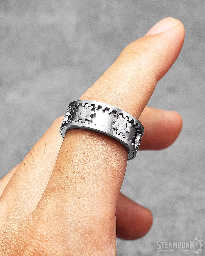 Steampunk Spinning Gear Ring